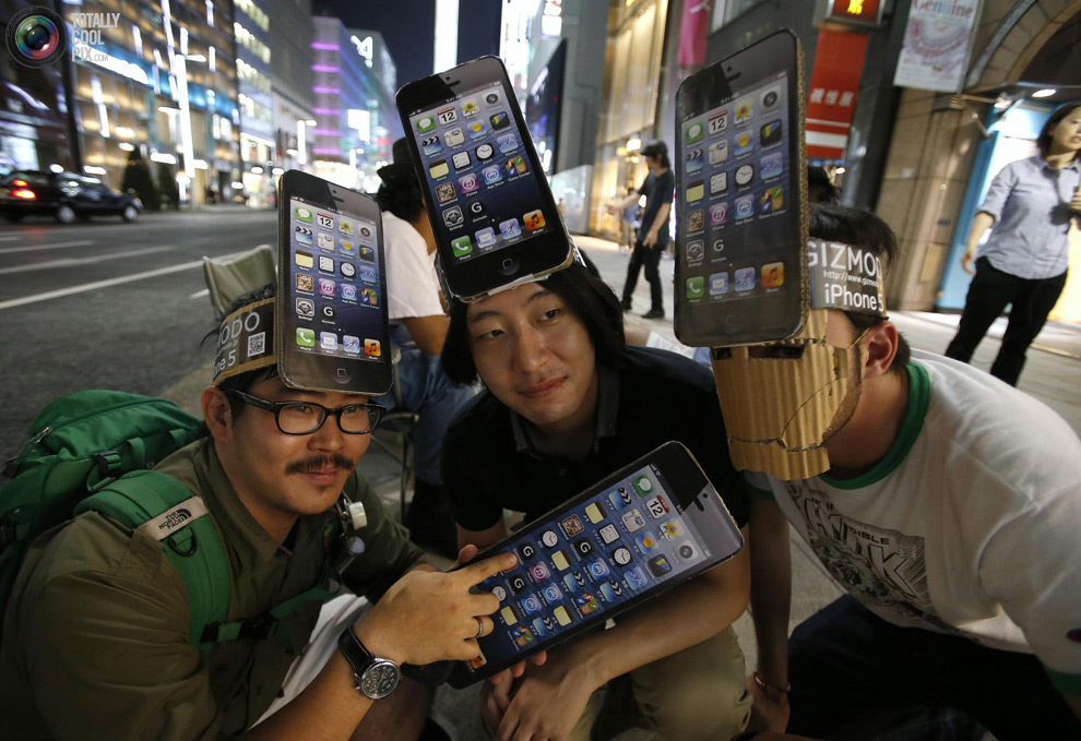 iphone09 Сегодня открылись продажи iPhone5