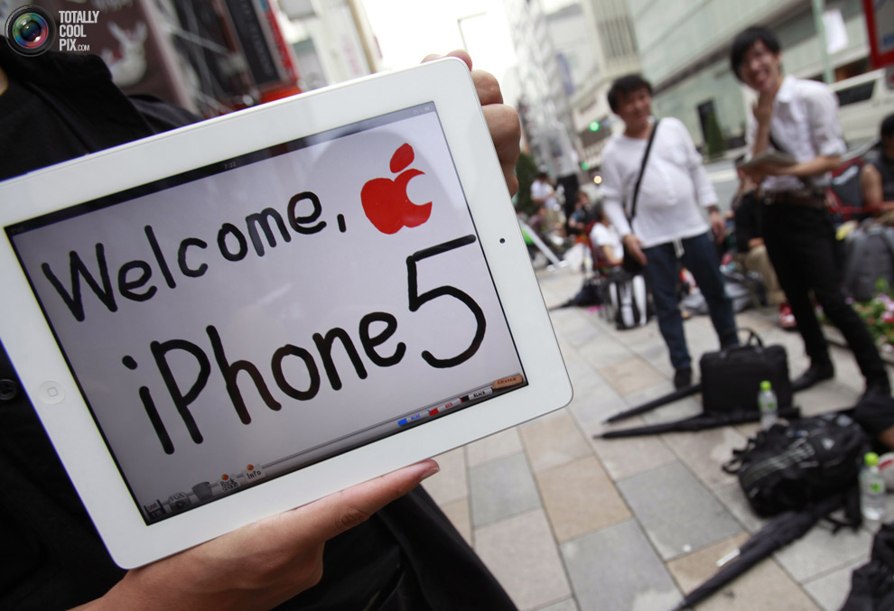 iphone17 Сегодня открылись продажи iPhone5