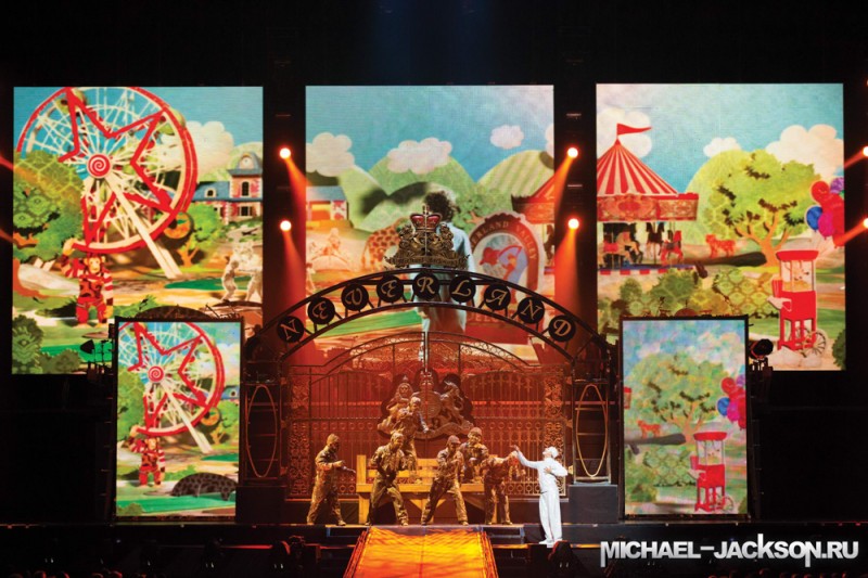 06 michael jackson.ru immortal world tour 800x533 Майкл Джексон в шоу Cirque du Soleil «Michael Jackson — The Immortal World Tour»