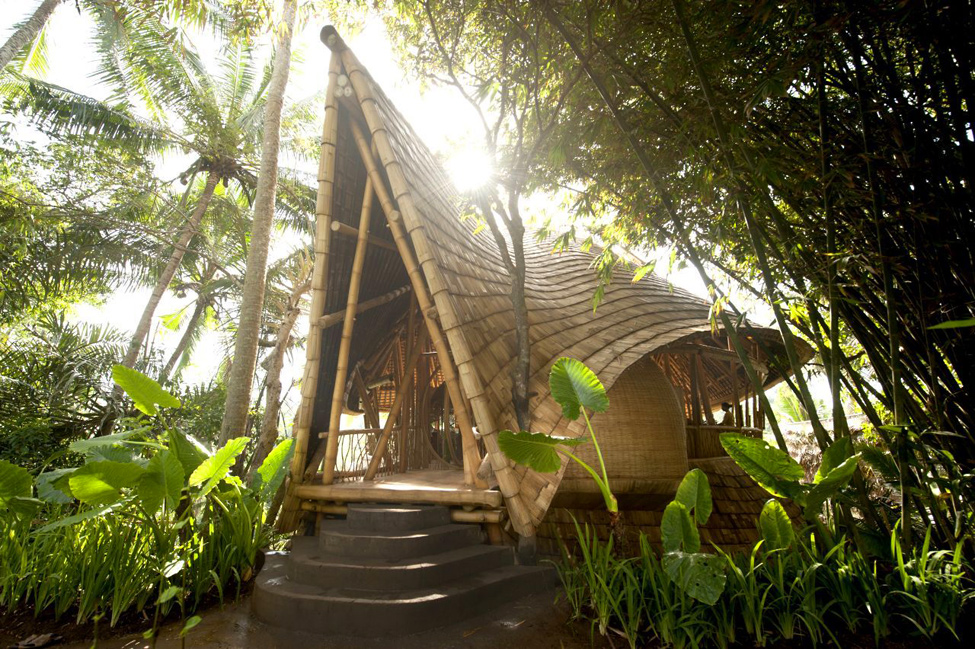 bambukoviotel 1 Бамбуковый отель на Бали