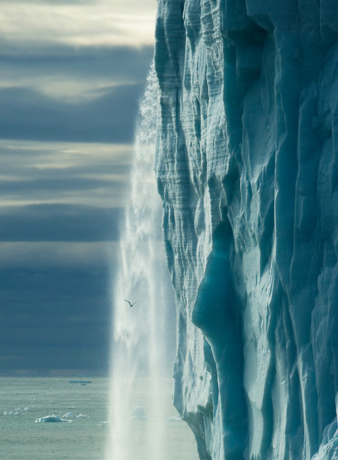 svalbard 10 Огромные водопады в ледниках заповедника Свальбард