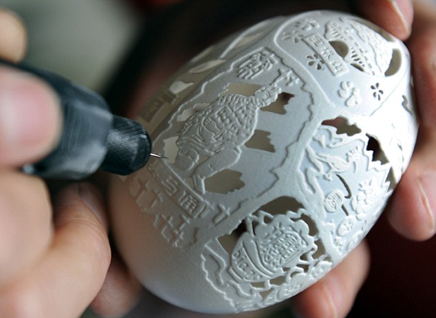 eggsart01 Скульптуры из яичной скорлупы