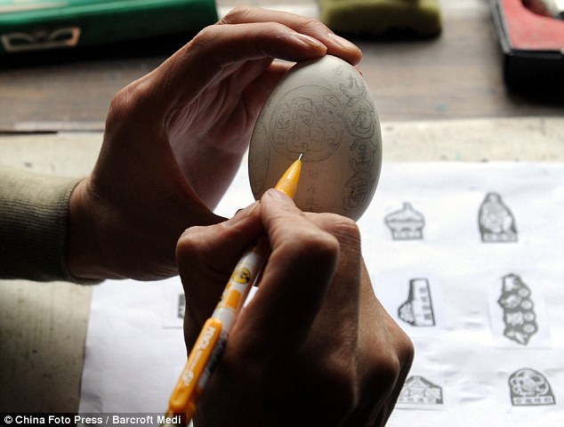 eggsart05 Скульптуры из яичной скорлупы