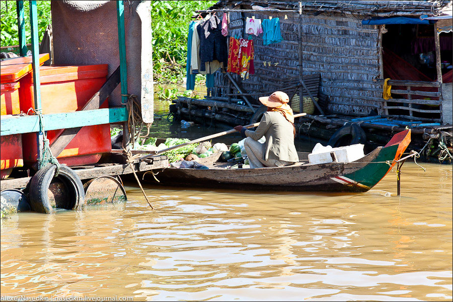  Жизнь на озере Тонлесап в Камбодже - фото 21