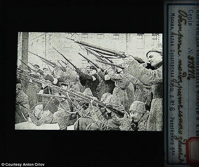 revolution04 Русская революция в цвете: фотографии 1917 года увидели свет в XXI веке