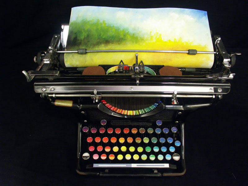 typewriter03 Цветная печатная машинка от Тайри Каллахан