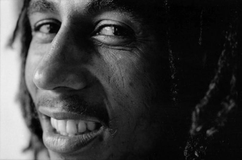 BobMarley01 800x530 Мятежная душа: портреты Боба Марли на Ямайке и за ее пределами