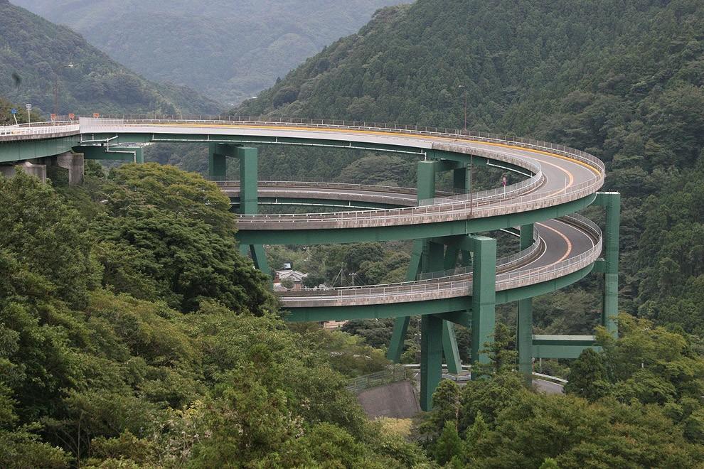 LoopBridge01 Кавацу Нанадару мост петля в Японии