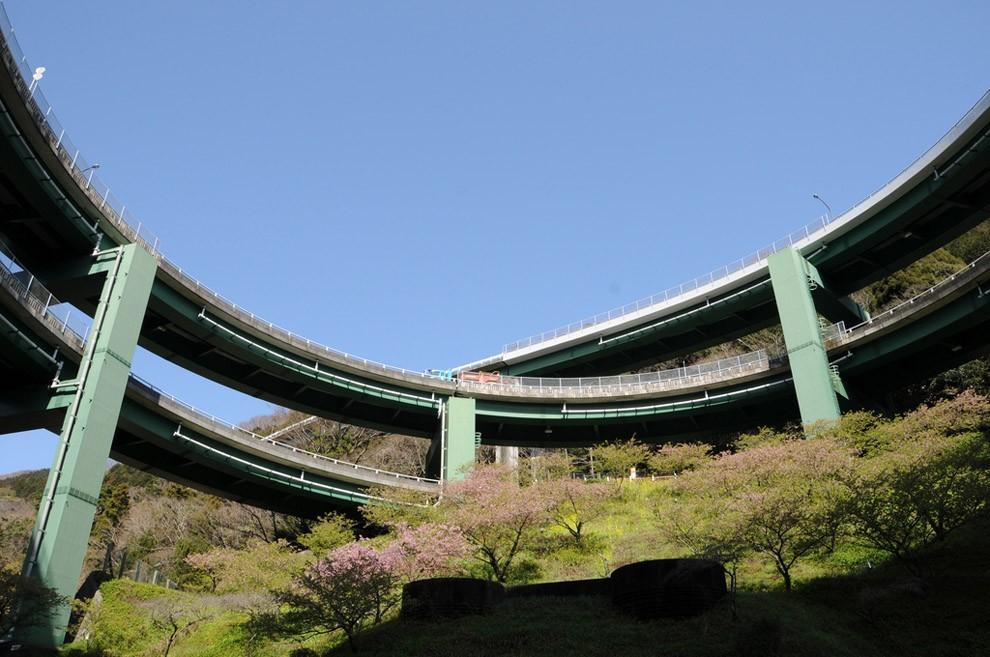 LoopBridge04 Кавацу Нанадару мост петля в Японии