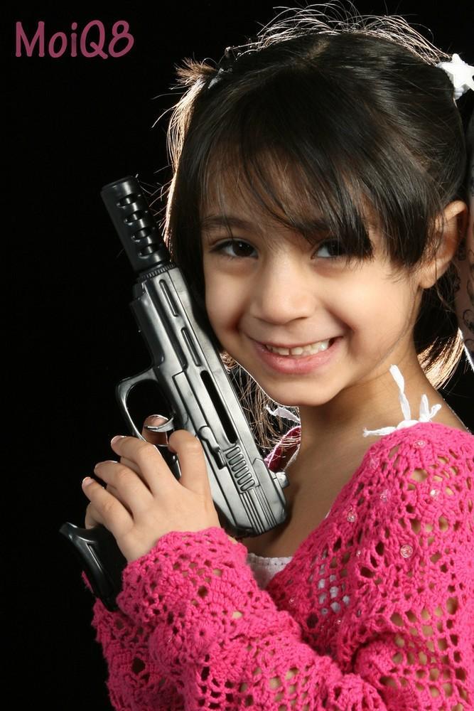 girlsnguns13 Девушки и оружие