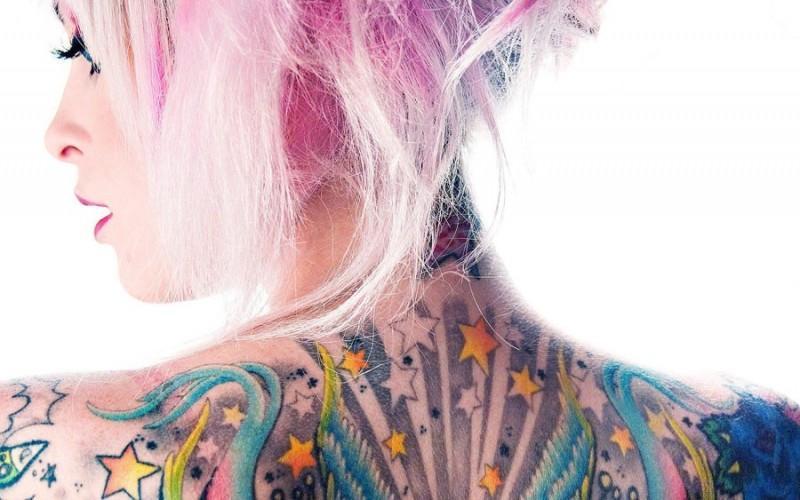 tattooart15 800x500 Тату как искусство: потрясающе разрисованные девушки