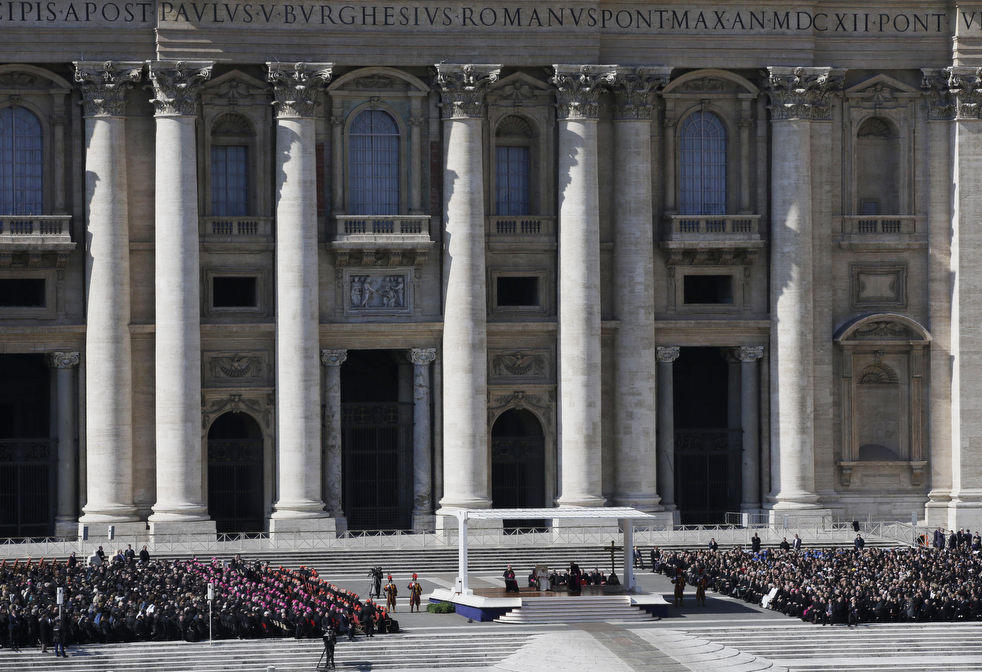 finallap14 Последняя всеобщая аудиенция Папы Бенедикта XVI