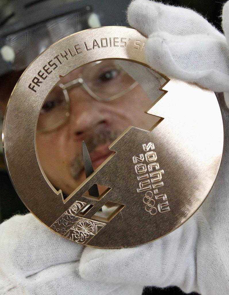 medal11 Заветные 535 граммов: как делают олимпийские медали