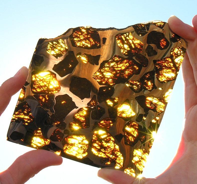 Fukang01 Необычайно красивый метеорит Фукан