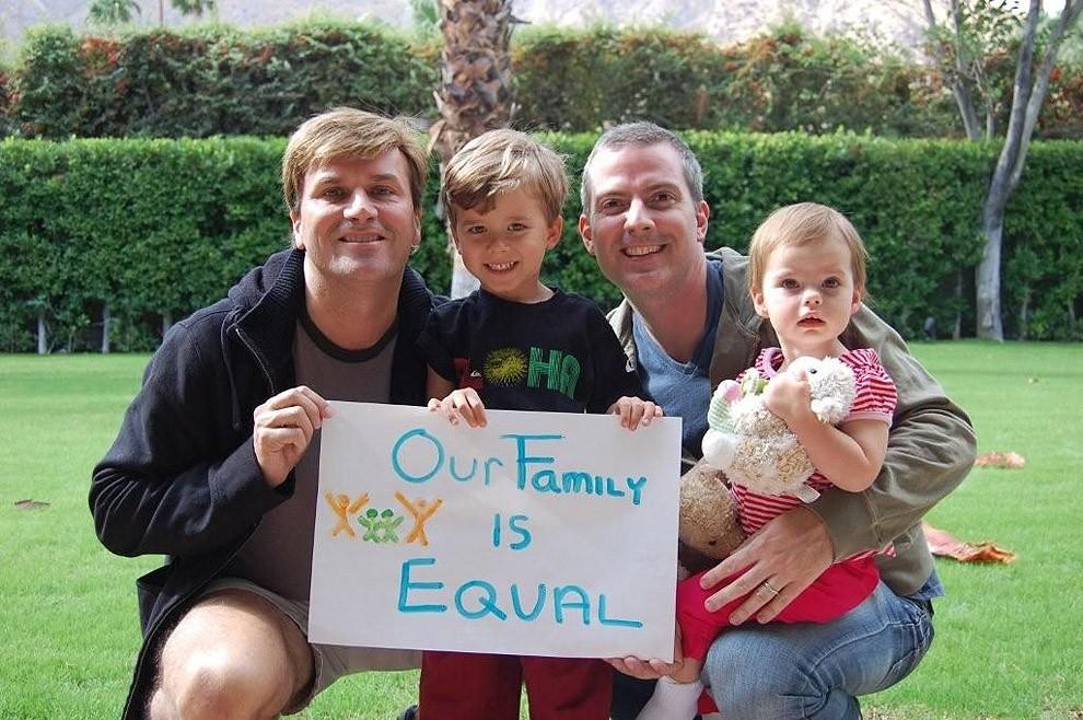 Equality16 30 счастливых однополых семей с детьми