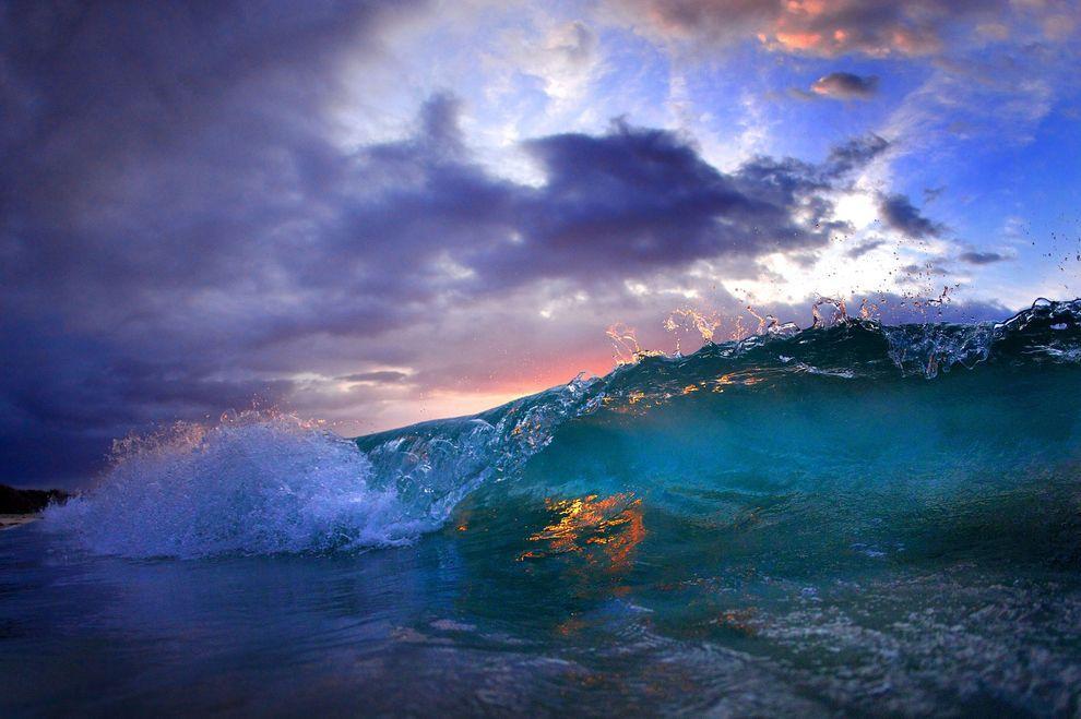 waves02 Невероятные фотографии волн у берегов Гавайских островов