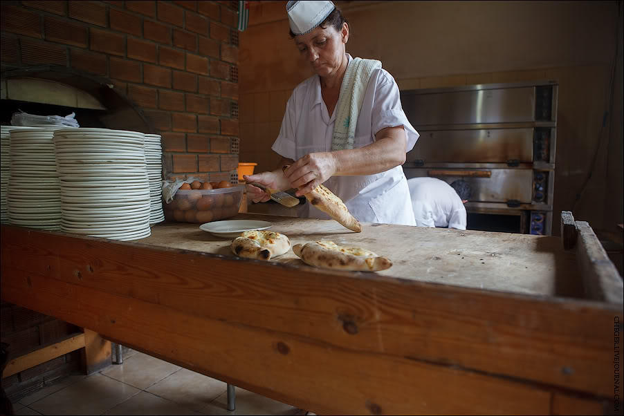 Как делается легендарный хачапури лодочка Khachapuri13 Как делается легендарный хачапури лодочка