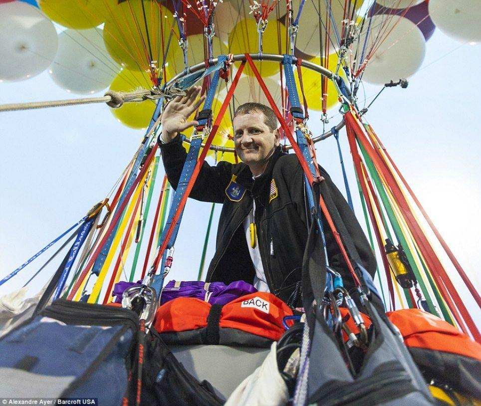 Trappe16 Американец пытался перелететь Атлантический океан на 375 воздушных шарах