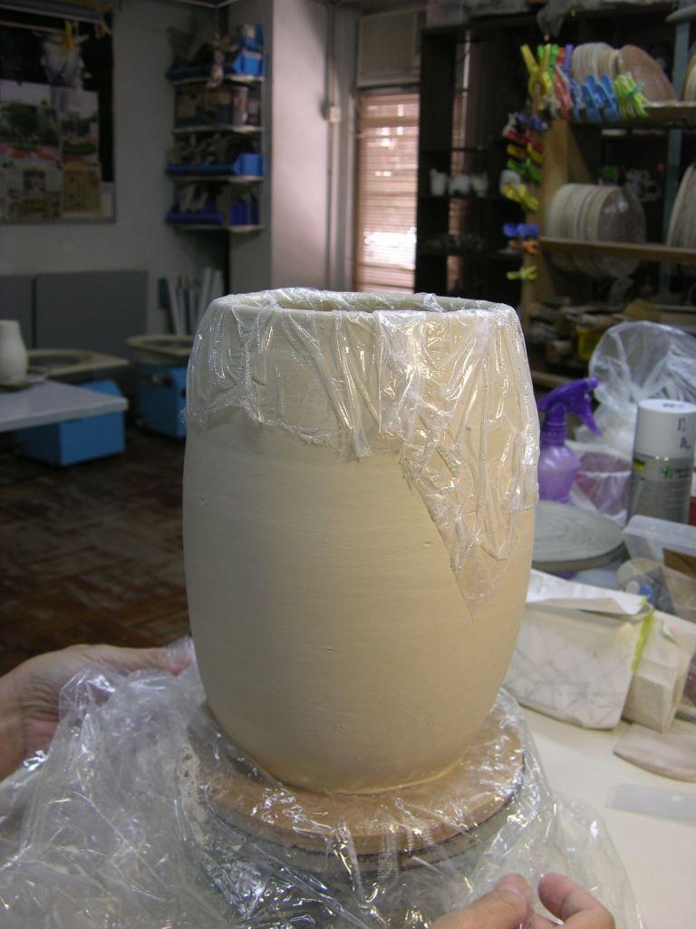 PainfulPot01 Create porcelain masterpieces step -by-step 
