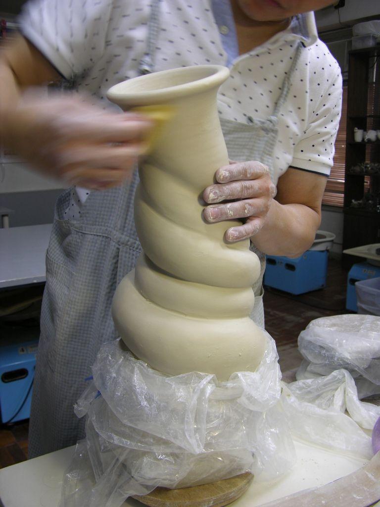 PainfulPot09 Create porcelain masterpieces step -by-step 