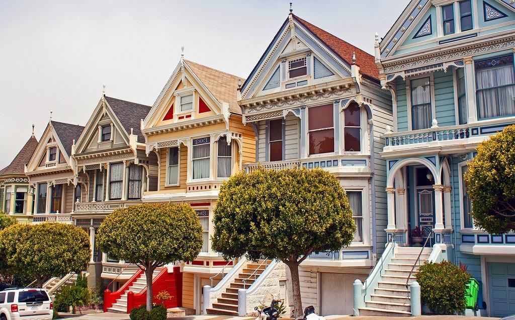 Steiner05 Яркая достопримечательность Сан Франциско: викторианские дома Painted Ladies