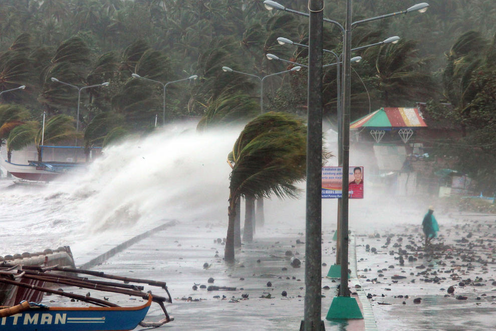 bp500000 Тайфун Хаян унес жизни более 10 тысяч человек