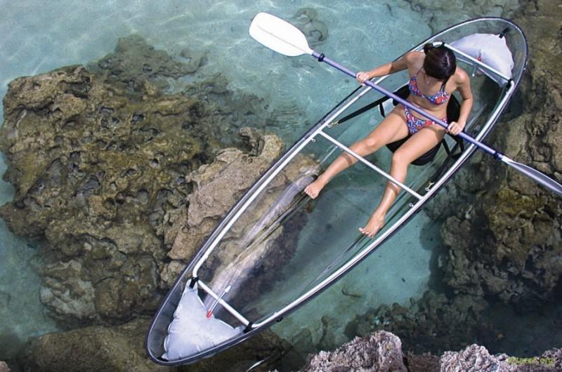 kayakmolokini2diff 800x530 Удивительные прозрачные лодки