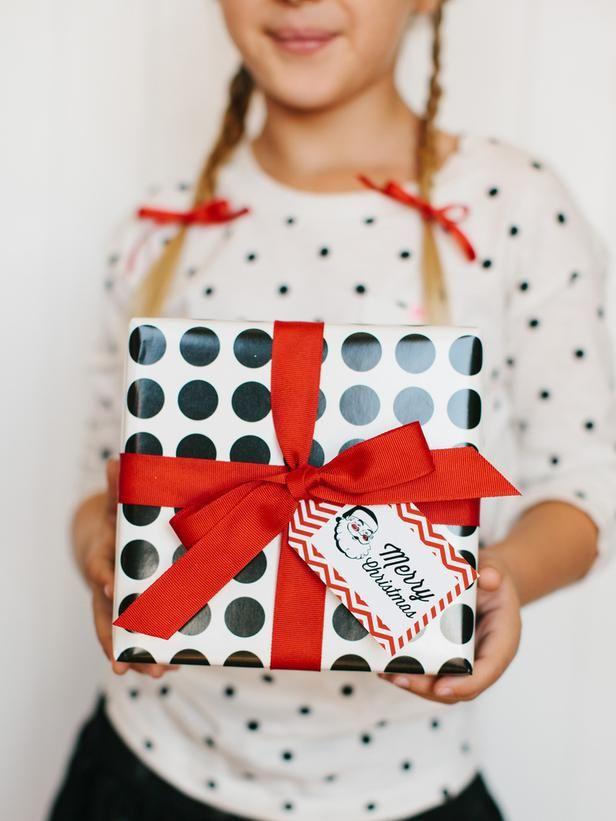 giftwrap30 30 идей, как упаковать новогодний подарок