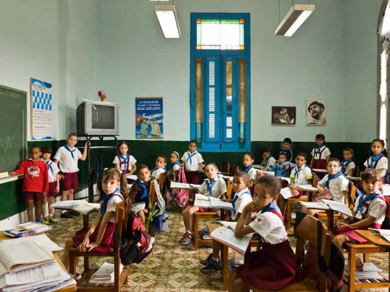 shkolnikiraznixstran 13 Как выглядят ученики и школьные классы в 15 странах мира