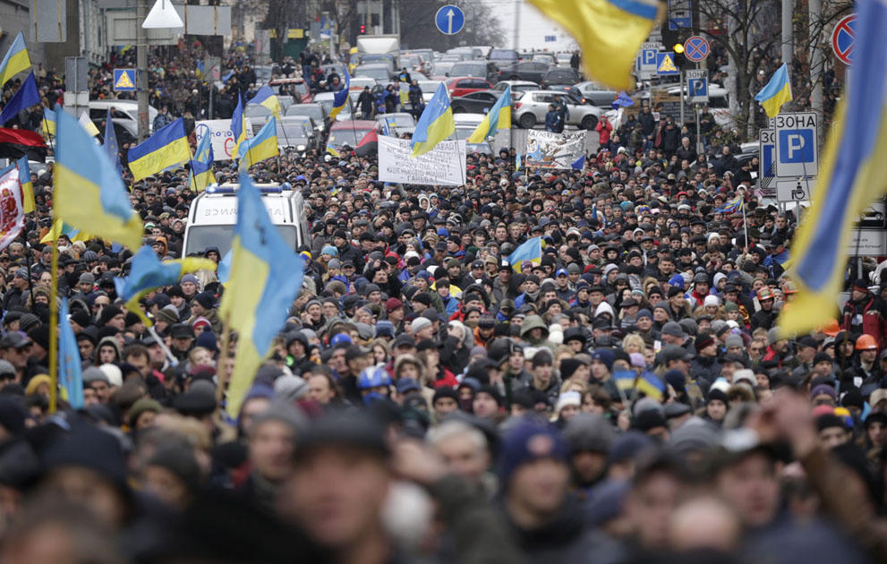 uariot02 Впечатляющие кадры украинских протестов