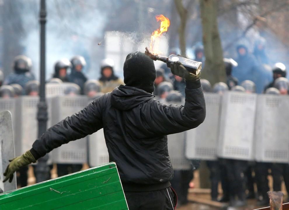 1342156 990x720 Оружие пролетариата в Киеве