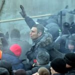 23137970 150x150 Самые невероятные и удивительные фотографии противостояния в Украине