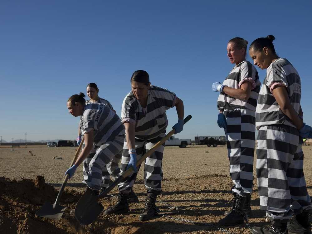 Usprisoners27 Скованные одной цепью: арестантские будни женщин заключенных в одной из тюрем США