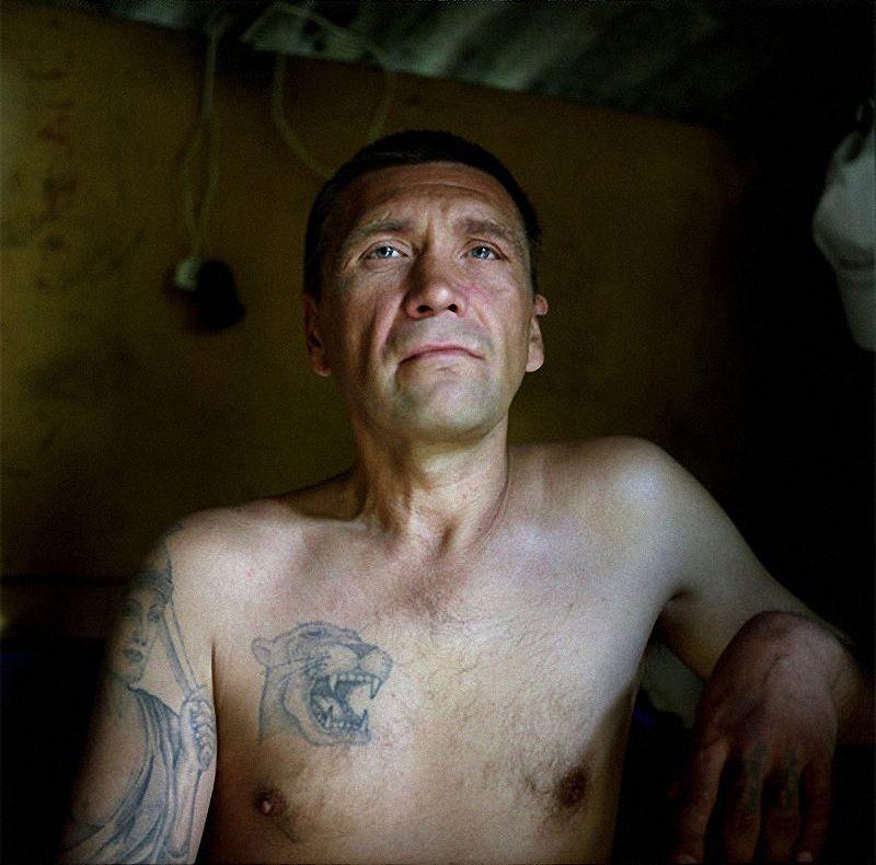 sher13 В гостях у красноярских уголовников