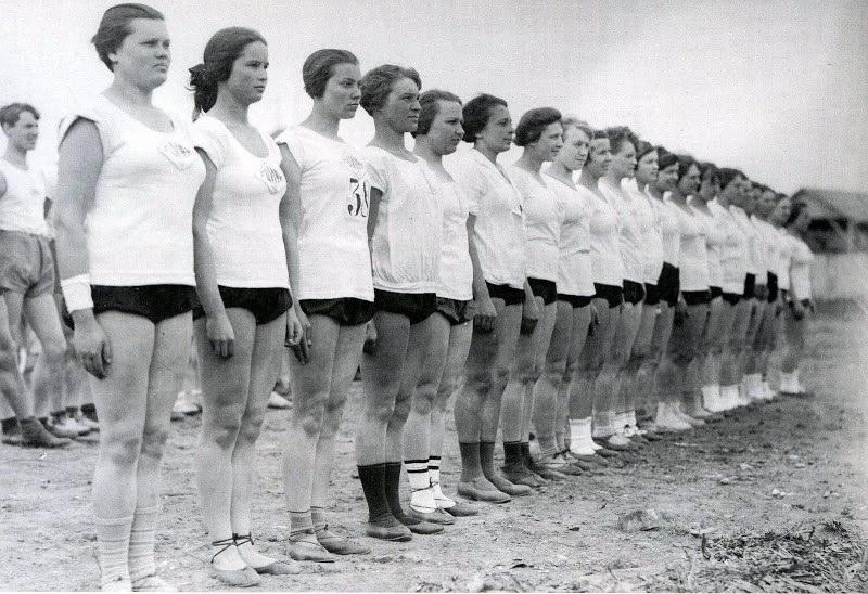 sovietgymnasts08 Спортсменки, комсомолки, красавицы 1930 х