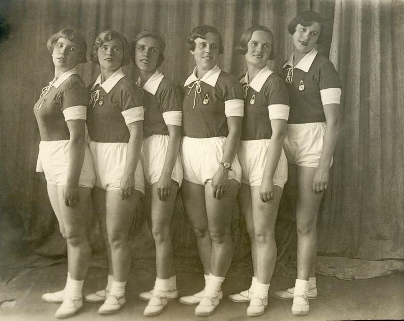 sovietgymnasts12 Спортсменки, комсомолки, красавицы 1930 х