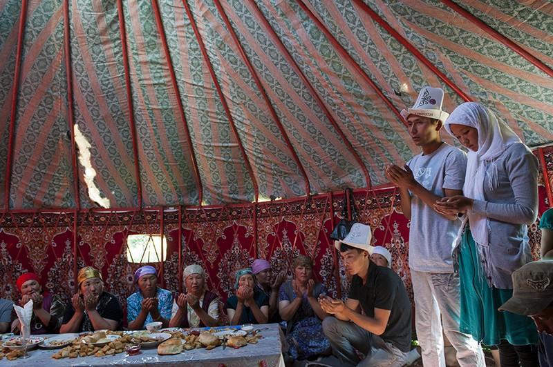 unholymatrimony21 Краденые невесты Кыргызстана