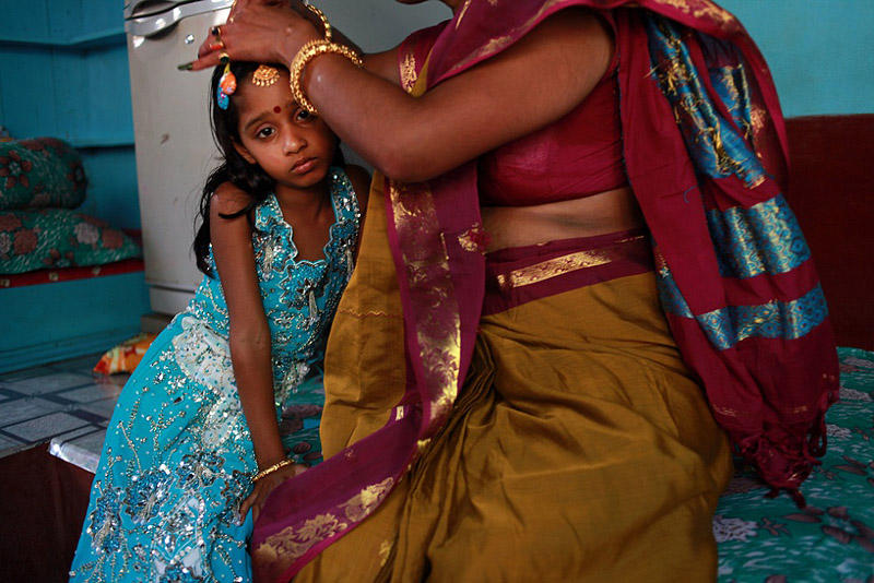 childhoodlost19 Stolen Childhood Girls prostitutes of Bangladesh