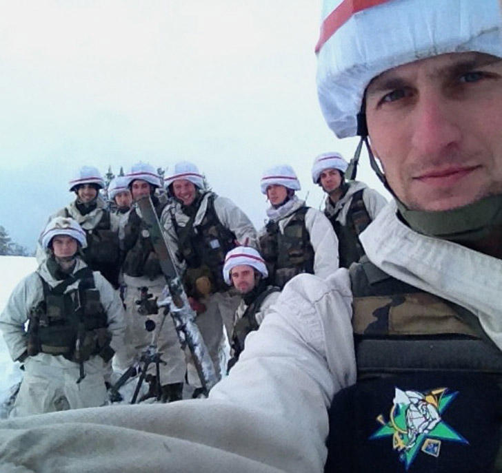 militaryselfie14 Коллекция фотографий солдат из разных стран стала настоящим хитом в социальных сетях