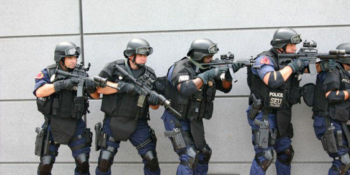 SWAT 600x300 Как выглядит спецназ в разных странах
