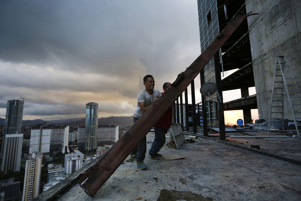 TorredeDavid10 «Башня Давида» в Каракасе: самый большой сквот в мире