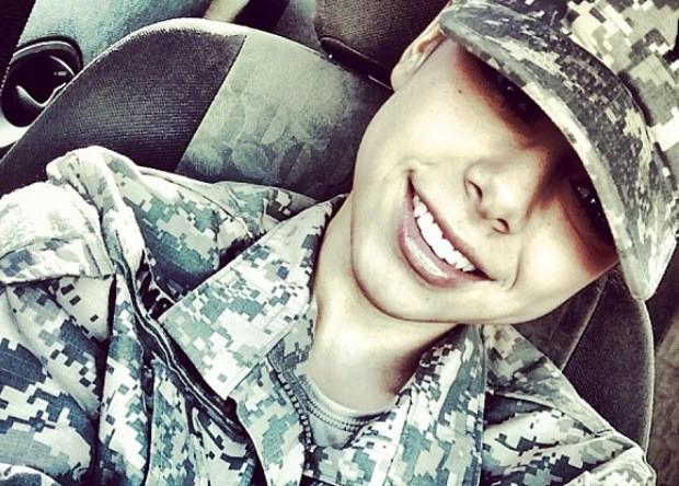 army00 Что публикуют в своих Instagram американские девушки военные