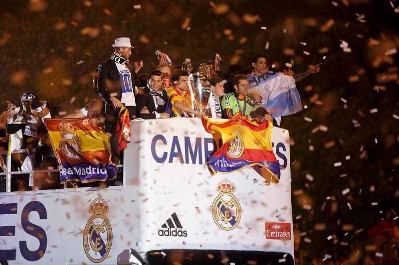 Real Madrid 0 Мадрид празднует победу «Реала»