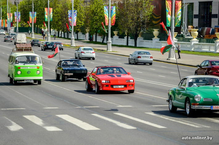 RetroAuto02 Ретропарад в седьмой раз собрал любителей автомобильной классики в Минске