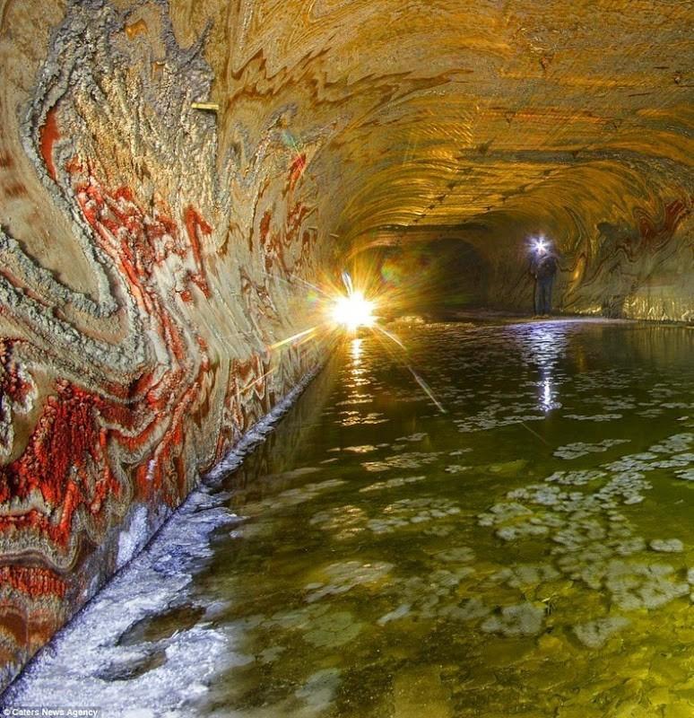 SaltMine07 Психоделическая соляная пещера под Екатеринбургом
