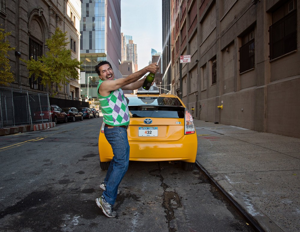 NYCCalendar13 Нью йоркские таксисты снова снялись для антигламурного календаря