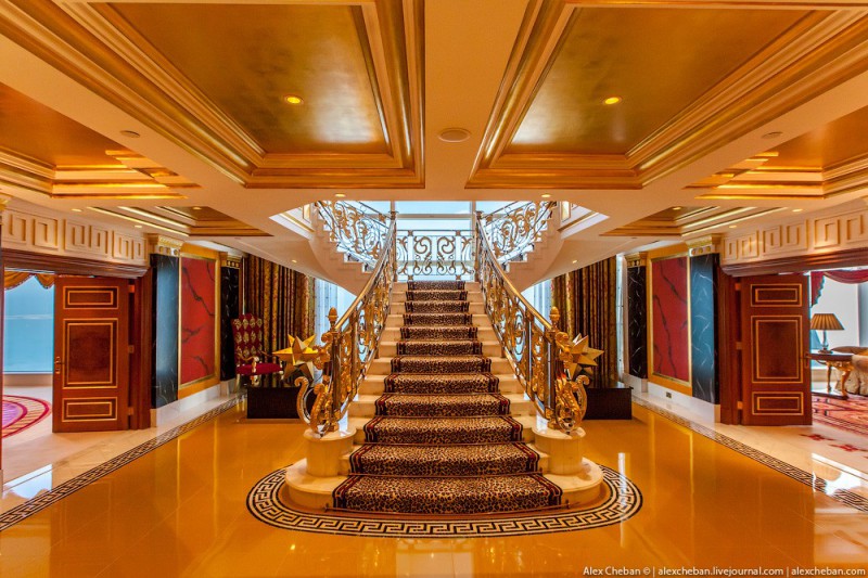 BurjAlArab05 800x533 ouro para xeques e oligarcas: o quarto mais caro no hotel Burj Al Arab sete estrelas