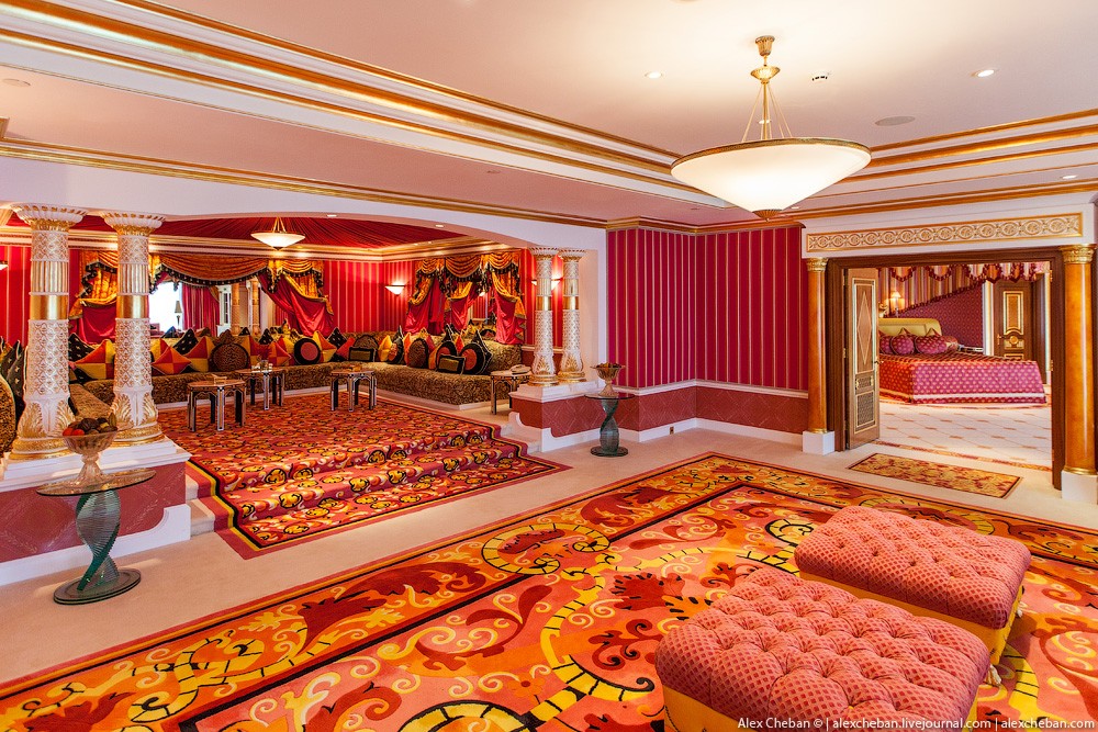 BurjAlArab20 ouro para xeques e oligarcas: o quarto mais caro no hotel Burj Al Arab sete estrelas