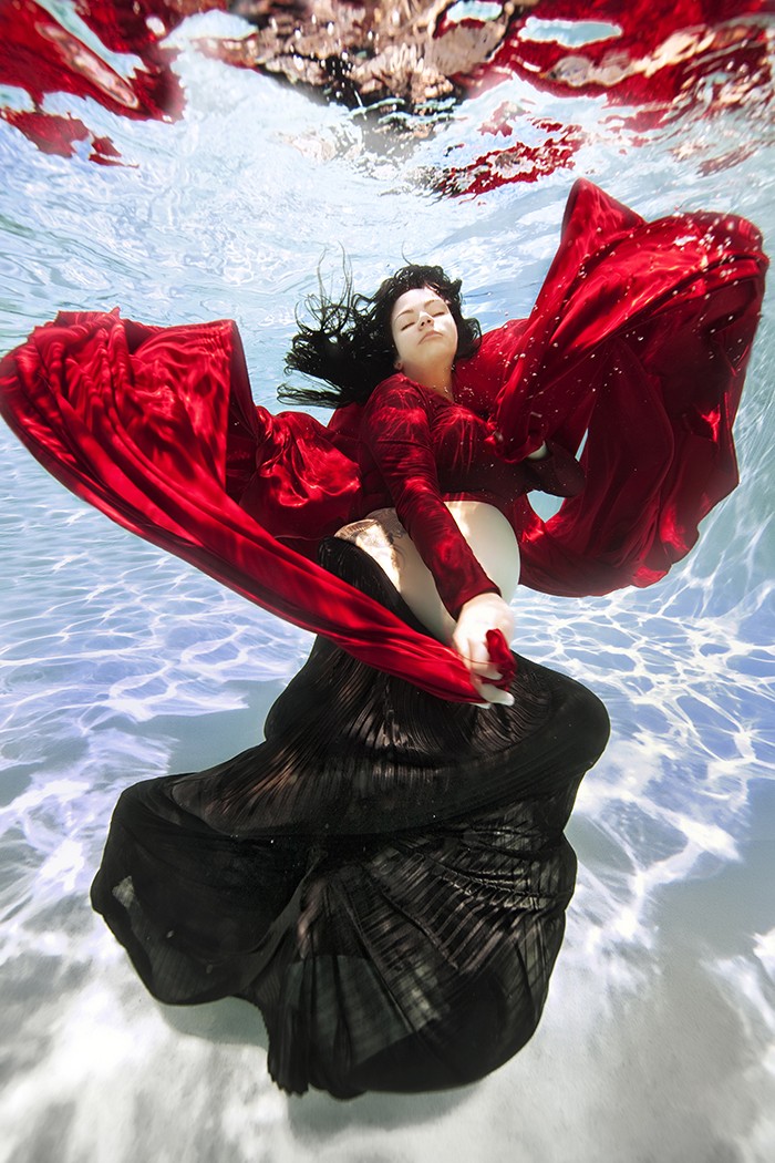 MermaidMoms13 Подводные мамочки — чарующие фото американского мастера