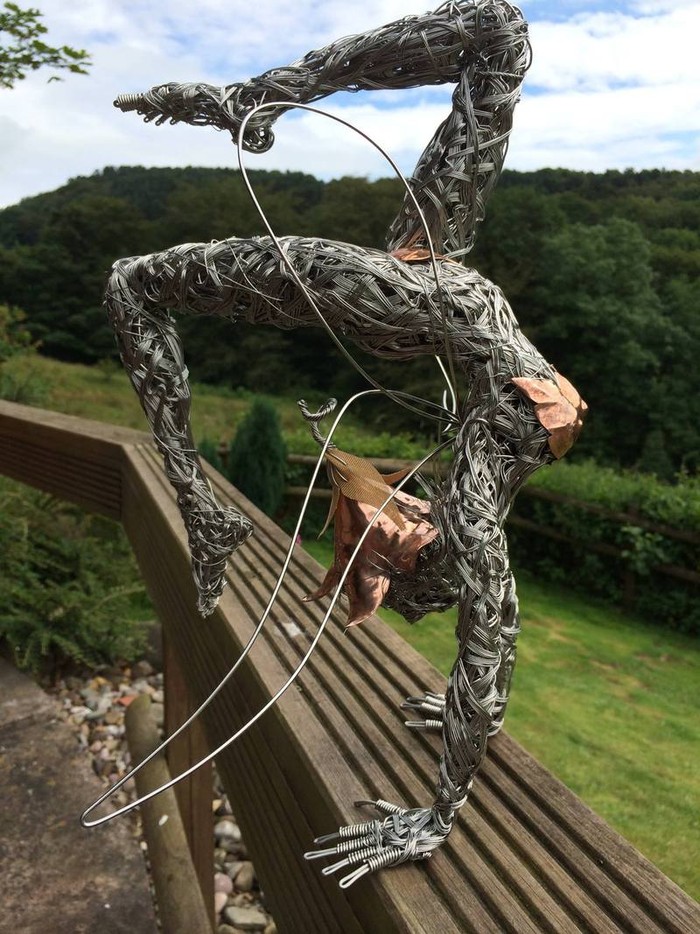 RobinWhite06 Удивительные скульптуры из стальной проволоки